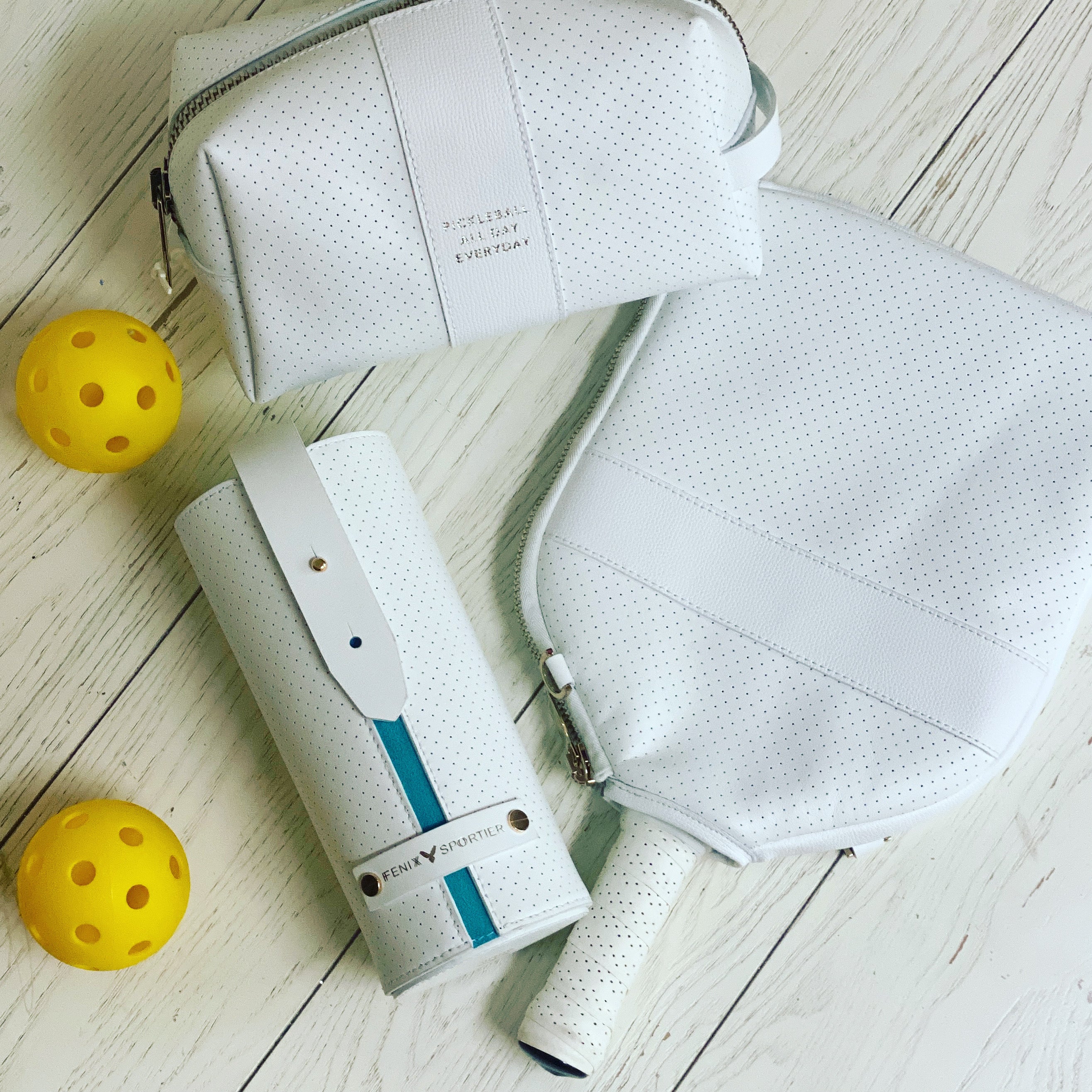 “The Addict” Leather Pickleball Bag - White/Gold