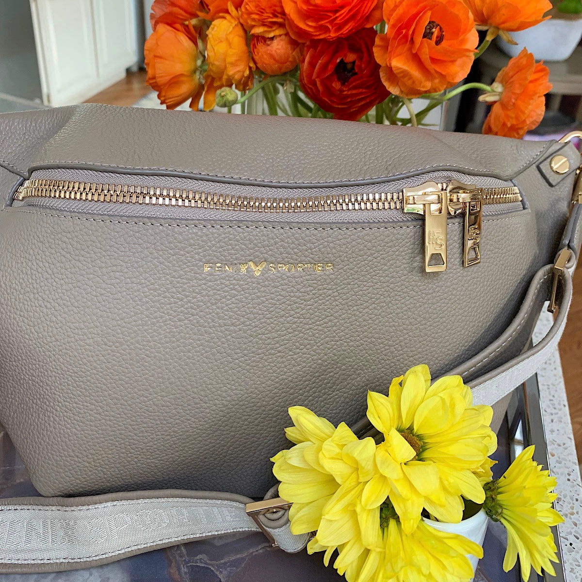 MVP Sling - Creta/Gold