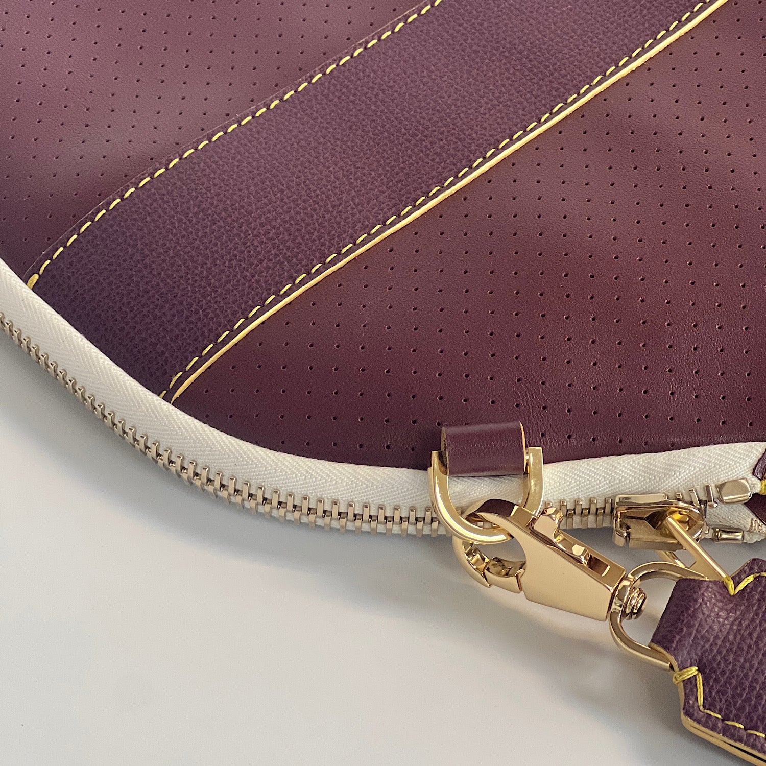 "The Addict" Leather Pickleball Bag - Cardinal w/Gold