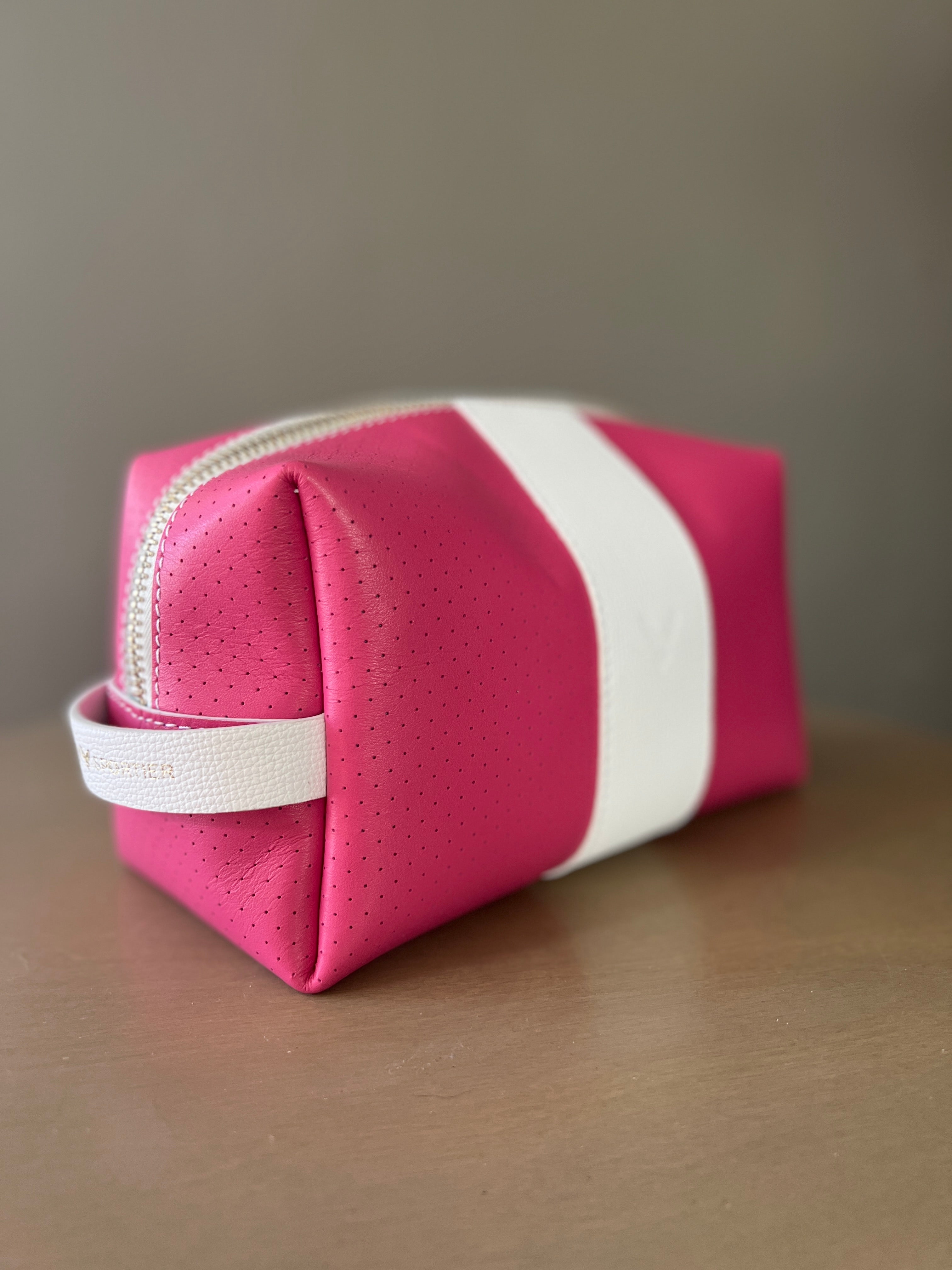 24/7 Bag - Fuchsia/White w/Gold